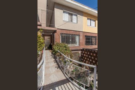 Entrada de casa para alugar com 3 quartos, 270m² em Vila Paiva, São Paulo