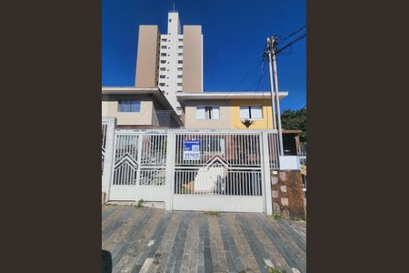 Fachada de casa para alugar com 3 quartos, 270m² em Vila Paiva, São Paulo