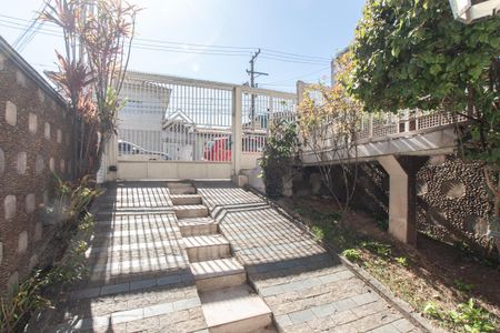 Garagem de casa para alugar com 3 quartos, 270m² em Vila Paiva, São Paulo