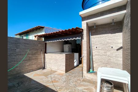 Casa à venda com 60m², 2 quartos e 1 vaga Casa à venda com 60m², 2 quartos e 1 vagaTerraço