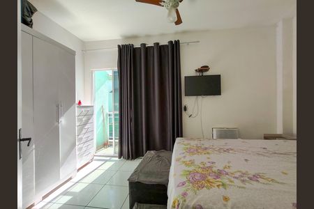 Casa à venda com 60m², 2 quartos e 1 vaga Casa à venda com 60m², 2 quartos e 1 vagaQuarto 1