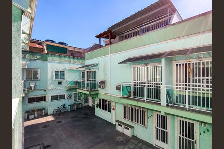 Casa à venda com 60m², 2 quartos e 1 vaga Casa à venda com 60m², 2 quartos e 1 vagaVista do Quarto 1