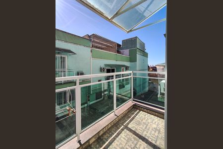 Casa à venda com 60m², 2 quartos e 1 vaga Casa à venda com 60m², 2 quartos e 1 vagaVaranda do Quarto 1