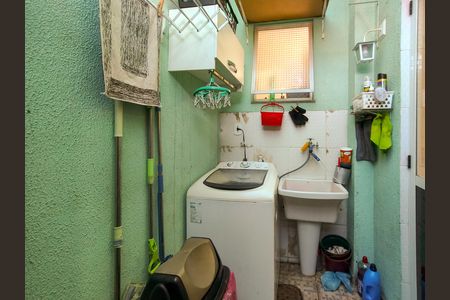 Casa à venda com 60m², 2 quartos e 1 vaga Casa à venda com 60m², 2 quartos e 1 vagaÁrea de Serviço
