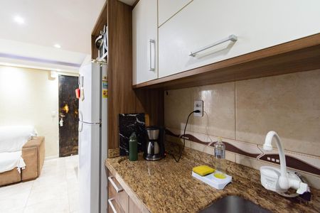 Apartamento à venda com 2 quartos, 38m² em Olaria, Canoas