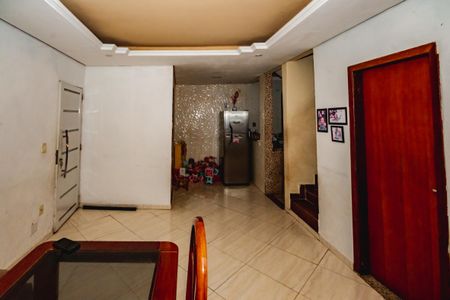 Sala de casa à venda com 4 quartos, 204m² em Jardim Guanabara, Belo Horizonte