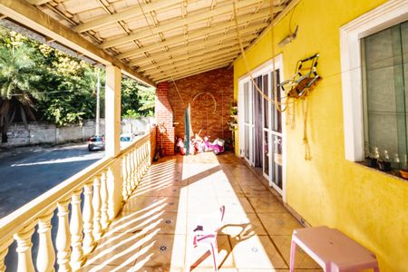 Varanda da Sala de casa à venda com 4 quartos, 204m² em Jardim Guanabara, Belo Horizonte