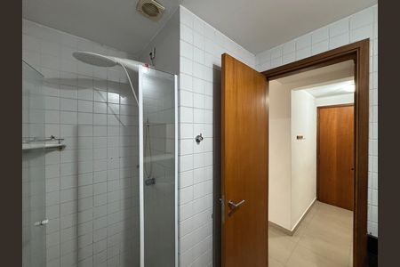 Studio para alugar com 27m², 1 quarto e 1 vaga Studio para alugar com 27m², 1 quarto e 1 vagaStudio Banheiro