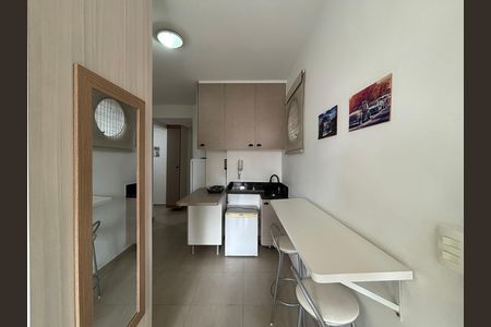 Studio para alugar com 27m², 1 quarto e 1 vaga Studio para alugar com 27m², 1 quarto e 1 vagaStudio