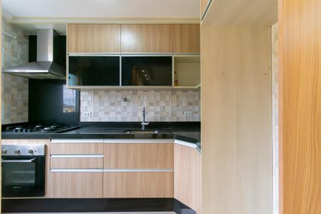 Cozinha de apartamento à venda com 2 quartos, 56m² em Vila Industrial, São Paulo