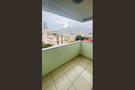 Apartamento para alugar com 66m², 2 quartos e 2 vagas Apartamento para alugar com 66m², 2 quartos e 2 vagasVaranda