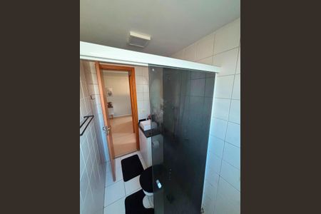 Apartamento para alugar com 66m², 2 quartos e 2 vagas Apartamento para alugar com 66m², 2 quartos e 2 vagasBanheiro