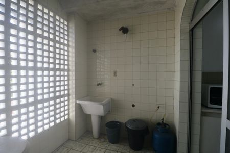 Apartamento para alugar com 130m², 3 quartos e 1 vaga Apartamento para alugar com 130m², 3 quartos e 1 vagaÁrea de Serviço