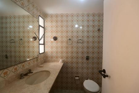 Apartamento para alugar com 130m², 3 quartos e 1 vaga Apartamento para alugar com 130m², 3 quartos e 1 vagaBanheiro Suíte