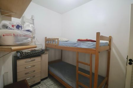 Quarto de Serviço de apartamento para alugar com 3 quartos, 130m² em Centro, Guarujá