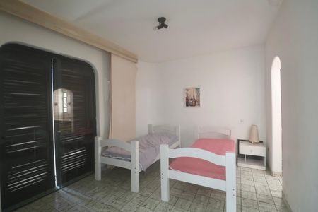 Apartamento para alugar com 130m², 3 quartos e 1 vaga Apartamento para alugar com 130m², 3 quartos e 1 vagaSuíte