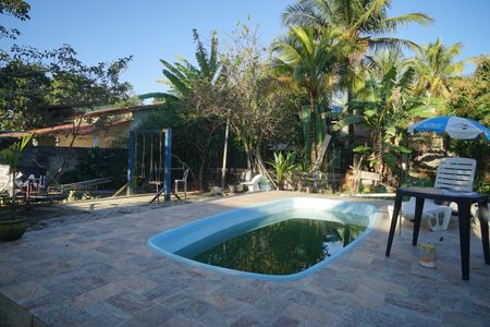Quintal de casa para alugar com 2 quartos, 134m² em Inoã, Maricá