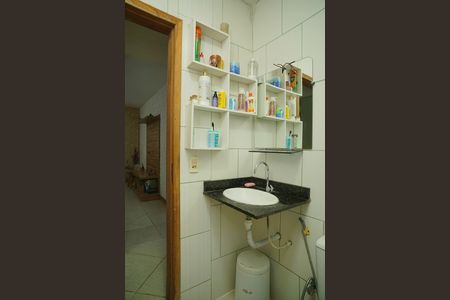 Casa para alugar com 134m², 2 quartos e 3 vagas Casa para alugar com 134m², 2 quartos e 3 vagasBanheiro Social