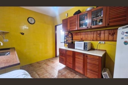 Casa à venda com 4 quartos, 240m² em Parque America, São Paulo