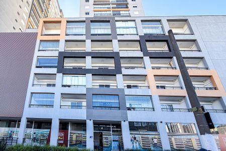 Apartamento à venda com 44m², 2 quartos e 1 vaga Apartamento à venda com 44m², 2 quartos e 1 vagaFachada