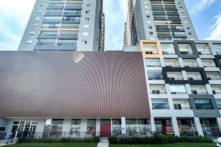 Apartamento à venda com 44m², 2 quartos e 1 vaga Apartamento à venda com 44m², 2 quartos e 1 vagaFachada