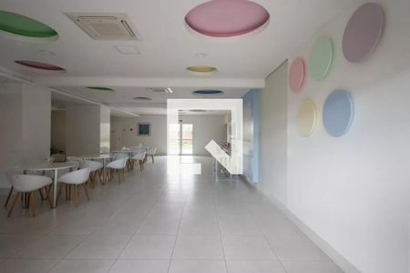 Apartamento para alugar com 77m², 2 quartos e 1 vaga Apartamento para alugar com 77m², 2 quartos e 1 vagaÁrea comum - Salão de festas