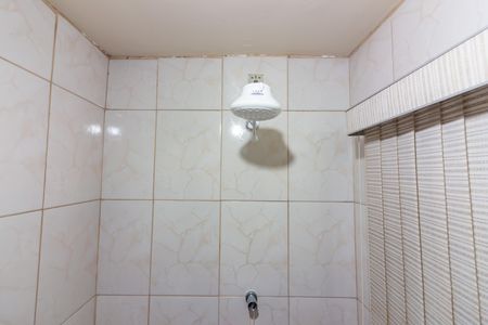 Banheiro 2 de casa à venda com 6 quartos, 125m² em Veloso, Osasco