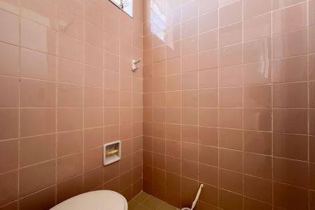 Apartamento para alugar com 87m², 2 quartos e 1 vaga Apartamento para alugar com 87m², 2 quartos e 1 vagaBanheiro de serviço