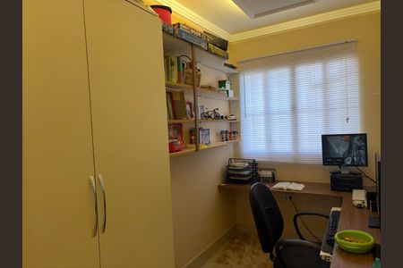 Escritorio de casa para alugar com 2 quartos, 125m² em Vila Antonieta, São Paulo