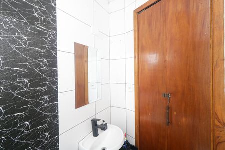Banheiro de apartamento à venda com 2 quartos, 38m² em Parque Capuava, Santo André