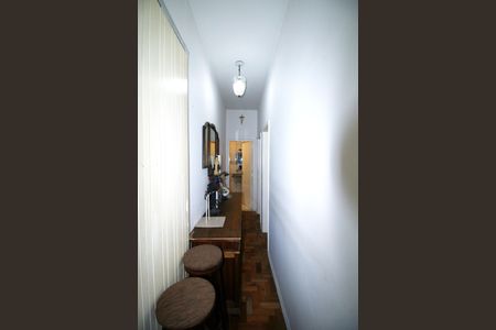 Corredor de apartamento à venda com 2 quartos, 64m² em Brás de Pina, Rio de Janeiro