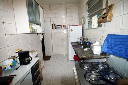 Cozinha de apartamento à venda com 2 quartos, 64m² em Brás de Pina, Rio de Janeiro