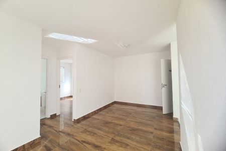Sala de apartamento para alugar com 2 quartos, 41m² em Parque São Lourenço, São Paulo