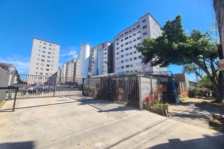 Fachada de apartamento para alugar com 2 quartos, 41m² em Parque São Lourenço, São Paulo