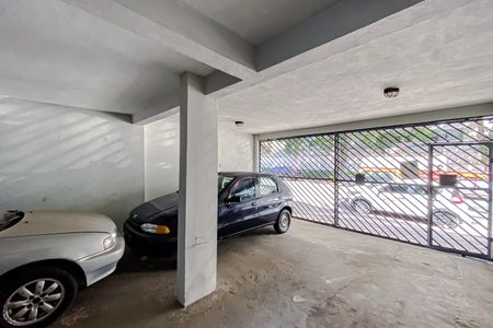 Garagem de casa à venda com 4 quartos, 400m² em Mooca, São Paulo
