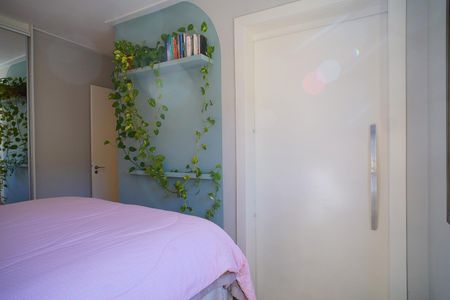 Quarto 1 de apartamento para alugar com 2 quartos, 60m² em Partenon, Porto Alegre