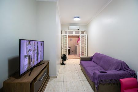 Sala de apartamento à venda com 2 quartos, 62m² em Olaria, Rio de Janeiro