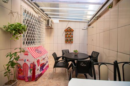 Varanda de apartamento à venda com 2 quartos, 62m² em Olaria, Rio de Janeiro