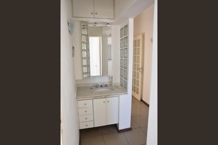 Lavabo de apartamento à venda com 3 quartos, 97m² em Centro, Jundiaí