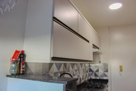 Cozinha - Armários de apartamento para alugar com 1 quarto, 52m² em Centro, Cabo Frio
