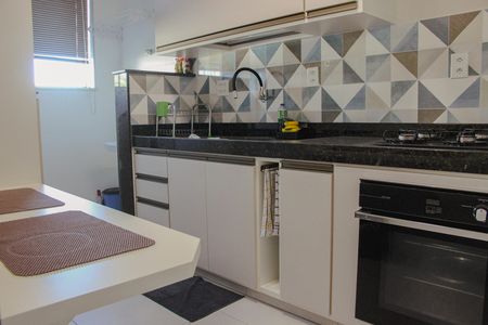Apartamento para alugar com 52m², 1 quarto e 1 vaga Apartamento para alugar com 52m², 1 quarto e 1 vagaCozinha - Armários