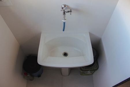 Área de Serviço de apartamento para alugar com 1 quarto, 52m² em Centro, Cabo Frio