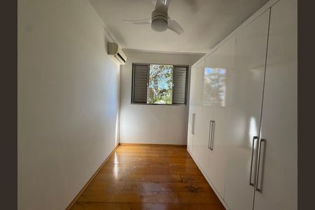 Quarto 2 de apartamento para alugar com 2 quartos, 58m² em Piratininga, Osasco