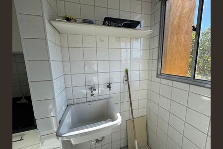 Área de Serviço de apartamento para alugar com 2 quartos, 58m² em Piratininga, Osasco