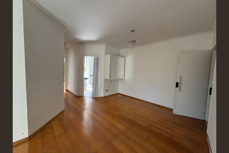 Apartamento à venda com 58m², 2 quartos e 1 vaga Apartamento à venda com 58m², 2 quartos e 1 vagaSala