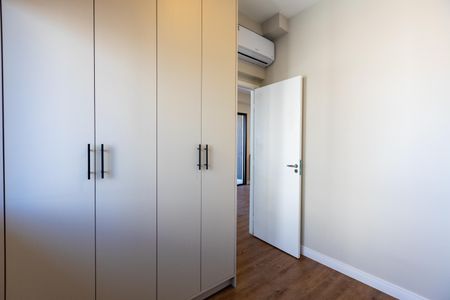 Apartamento para alugar com 55m², 2 quartos e 2 vagas Apartamento para alugar com 55m², 2 quartos e 2 vagasQuarto 2