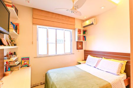 Casa à venda com 218m², 3 quartos e 5 vagas Casa à venda com 218m², 3 quartos e 5 vagasQuarto 3