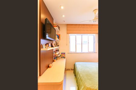 Casa à venda com 218m², 3 quartos e 5 vagas Casa à venda com 218m², 3 quartos e 5 vagasQuarto 3