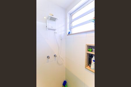 Casa à venda com 218m², 3 quartos e 5 vagas Casa à venda com 218m², 3 quartos e 5 vagasBanheiro Social