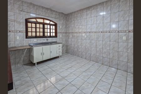 Casa para alugar com 1 quarto, 60m² em Vila Guedes, São Paulo
